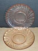Mixed lot of pink depression glass.