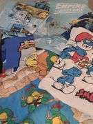 Blue tote linens