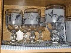 Leaf patter drinking glasses