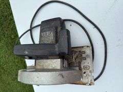 Black and Decker corded saw