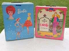 1964 & 1971 Barbie carrying case & contents