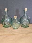 Oil/vinegar jugs
