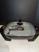 Small Crockpot & Electric Skillet