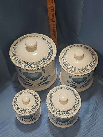 vintage Corelle
Blue Hearts kitchen 4pc
canisters