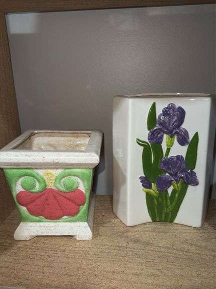 Ceramic flower pots and flower book