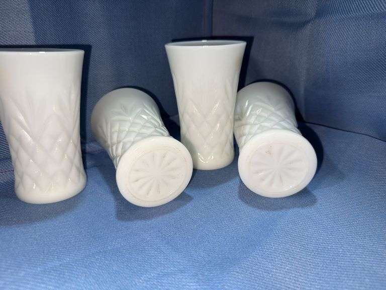 Vintage White Milk Glass Flower Bud Vases