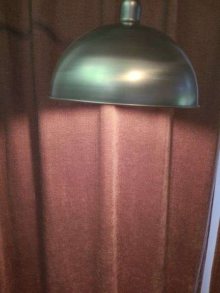 Metal floor lamp