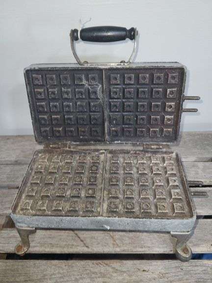 Small vintage waffle iron