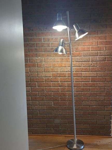 Metal floor lamp
