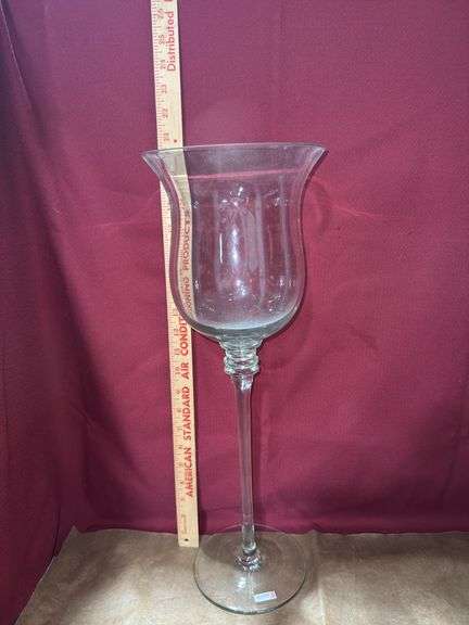 Clear glass candle holder