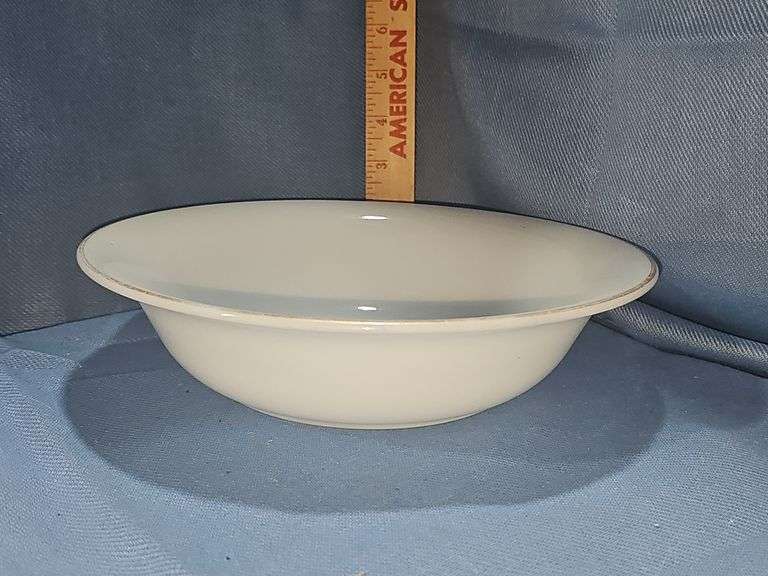 Crown corningware serving bowl