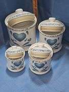 vintage Corelle
Blue Hearts kitchen 4pc
canisters