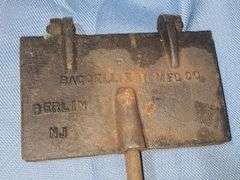Camping Food Press Vintage Cast Metal Fireplace Waffle Cooking Iron