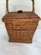 Wicker picnic basket