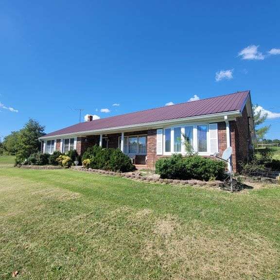 The Donnie Staton Estate - Brick Home w/ 4+ Acres