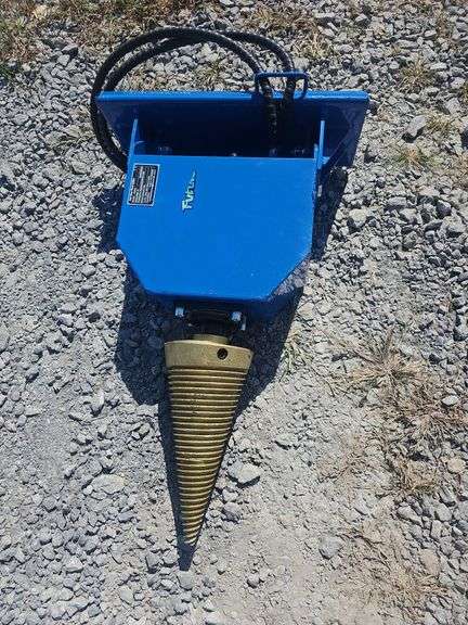 Future Mini Skid Steer Wood Splitter