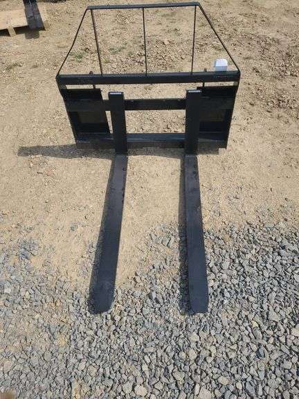AGT Skid Steer Pallet Forks