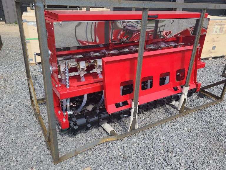 AGT SKID STEER SEEDER