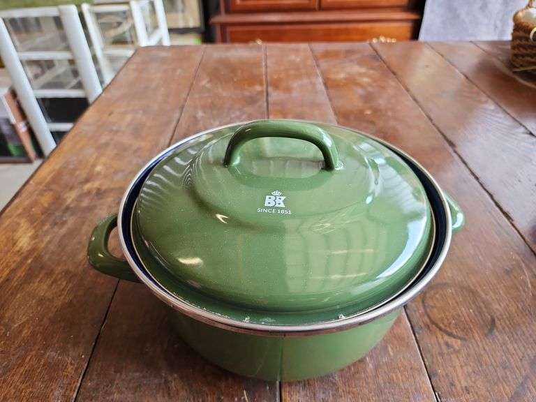 BK Enamelled Cookware Dutch Oven
