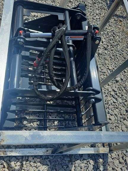 LANDHONOR MINI SKID STEER ROCK GRAPPEL