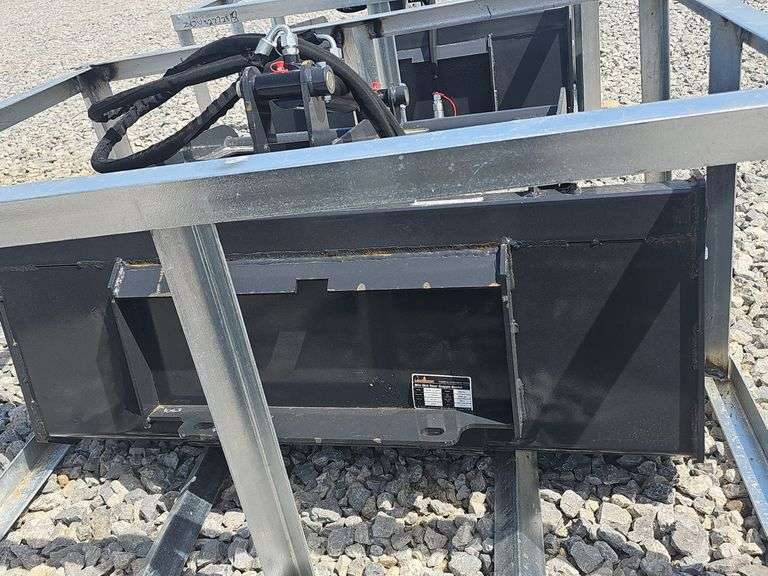 LANDHONOR MINI SKID STEER GRAPPLE BUCKET