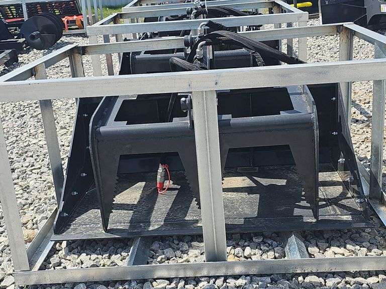 LANDHONOR MINI SKID STEER GRAPPLE BUCKET