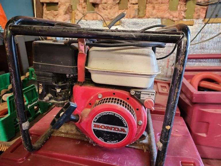 Portable gasoline generator from Honda