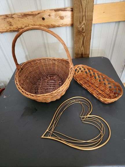 Various Vintage Woven Baskets