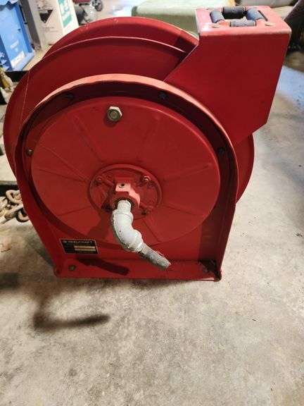 Air hose reel