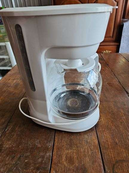 Mainstays Coffee Maker with Glass Carafe