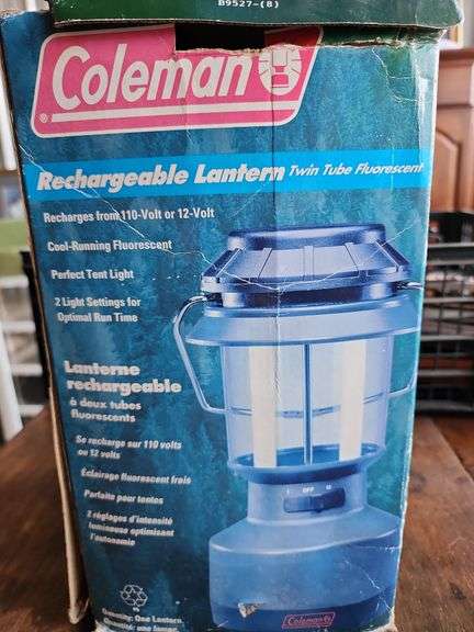 Coleman Twin-Tube Fluorescent Rechargeable Lantern