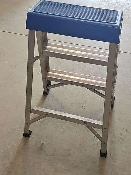 Werner 2ft Aluminum Step Ladder