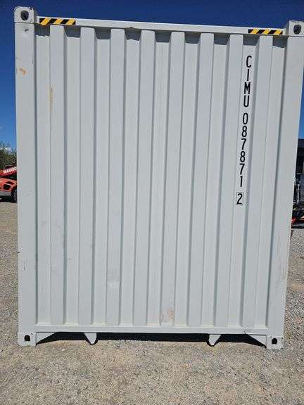 40' SHIPPING CONTAINER