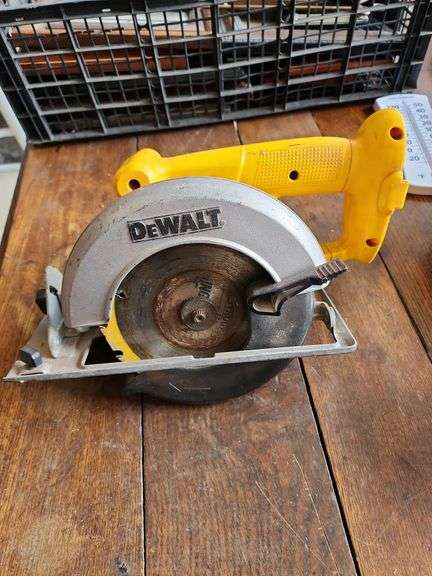 Dewalt Cordless Circular Saw