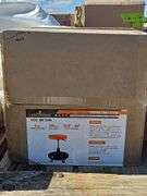 LANDHONOR 240LB TOOL STOOL