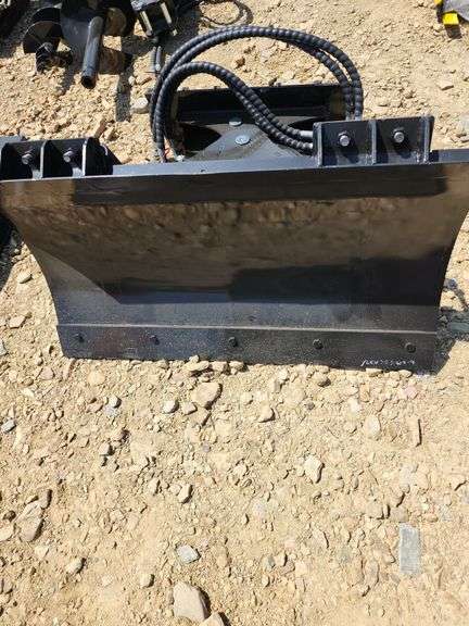 hydraulic dozer blade attachment