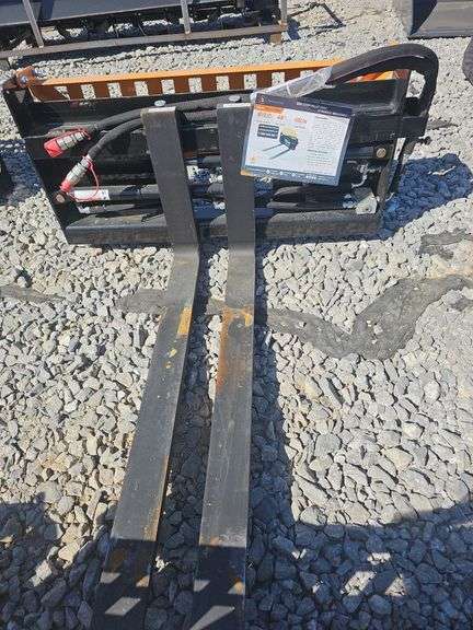 WOLVERINE HYDRAULIC PALLET FORKS