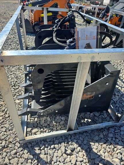 LANDHONOR SKID STEER ROCK GRAPPLE