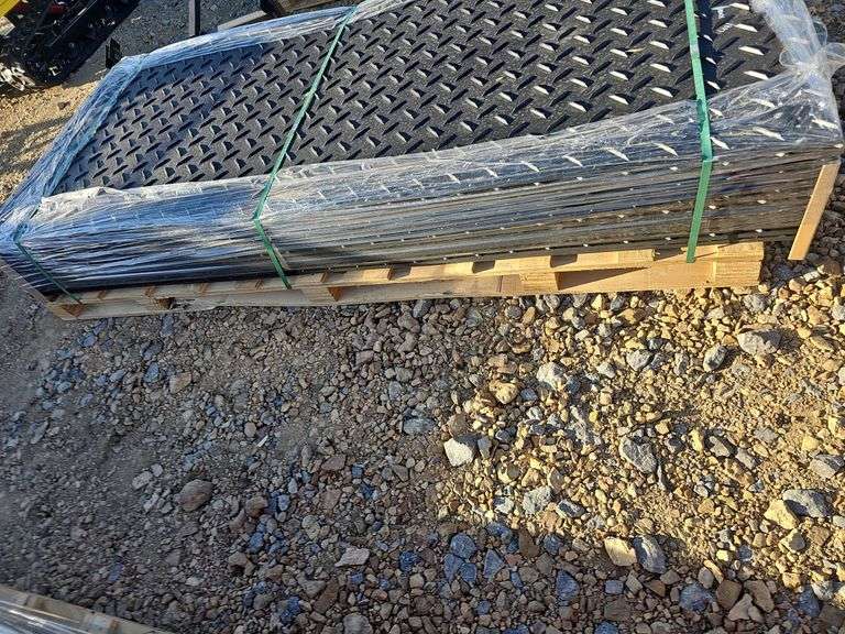 GROUND PROTECTION MATS