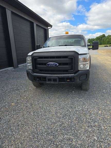 2014 F350 XL SUPER DUTY TRUCK