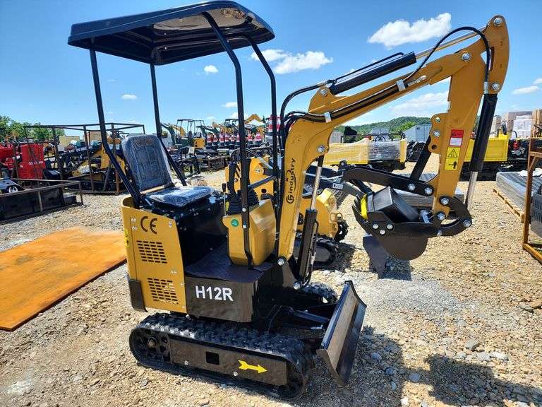 CFG INDUSTRIAL H12R MINI EXCAVATOR