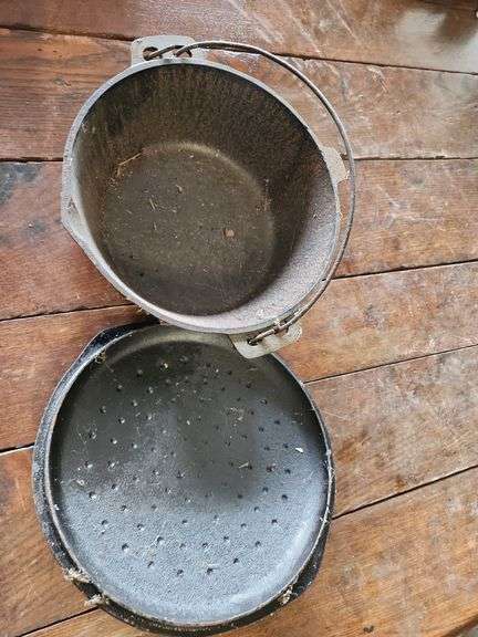 Vintage Cast Iron Dutch Oven with Lid
