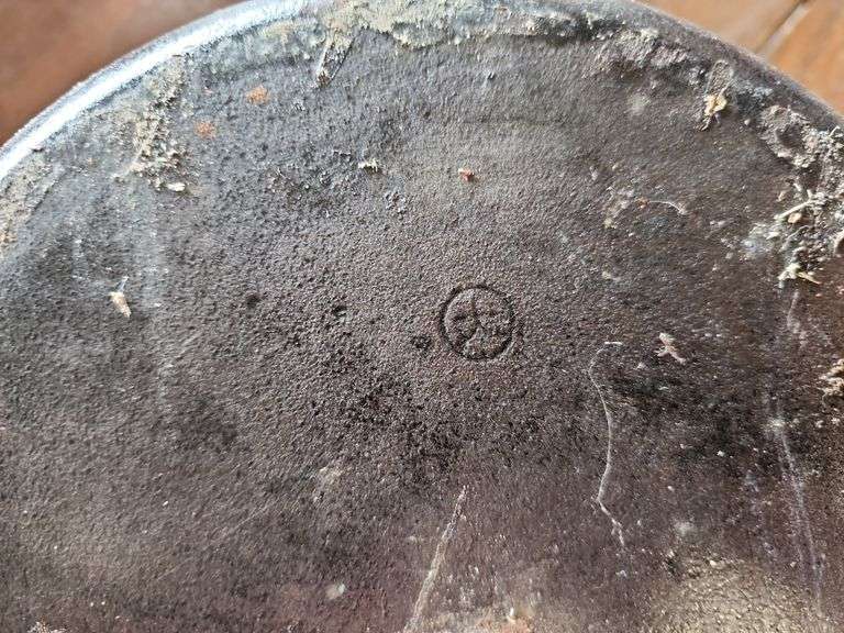 Vintage Cast Iron Dutch Oven with Lid