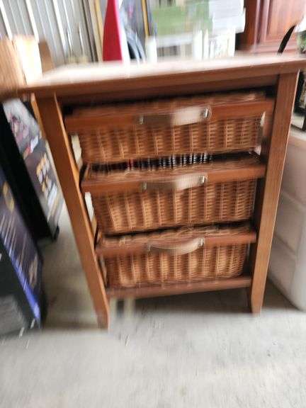 END TABLE WITH WICKER DRAWERS