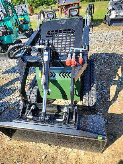 ZJG SKID STEER LOADER