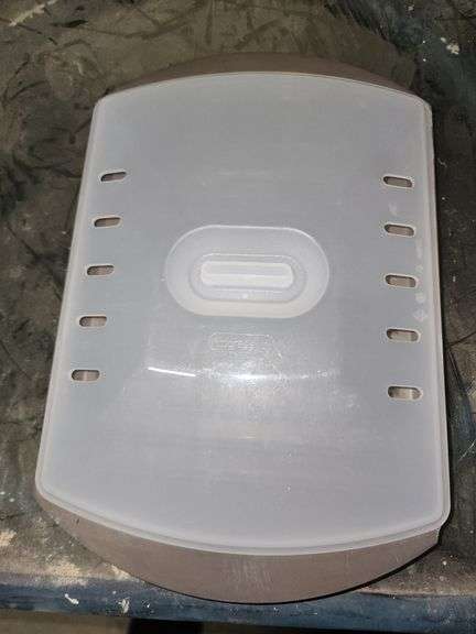 Miscellaneous kitchenware
