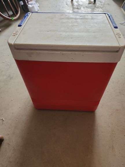IGLOO Coolers