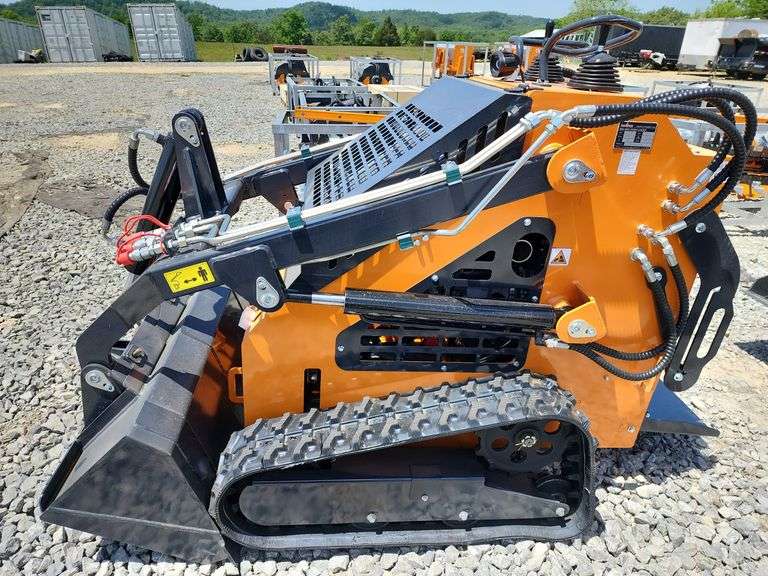 LANDHONOR MINI SKID STEER LOADER