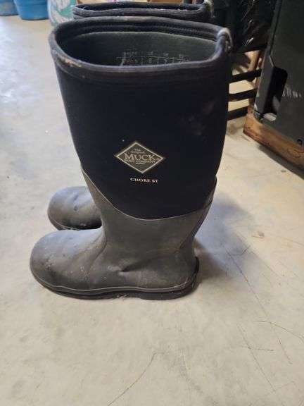 MUCK boots