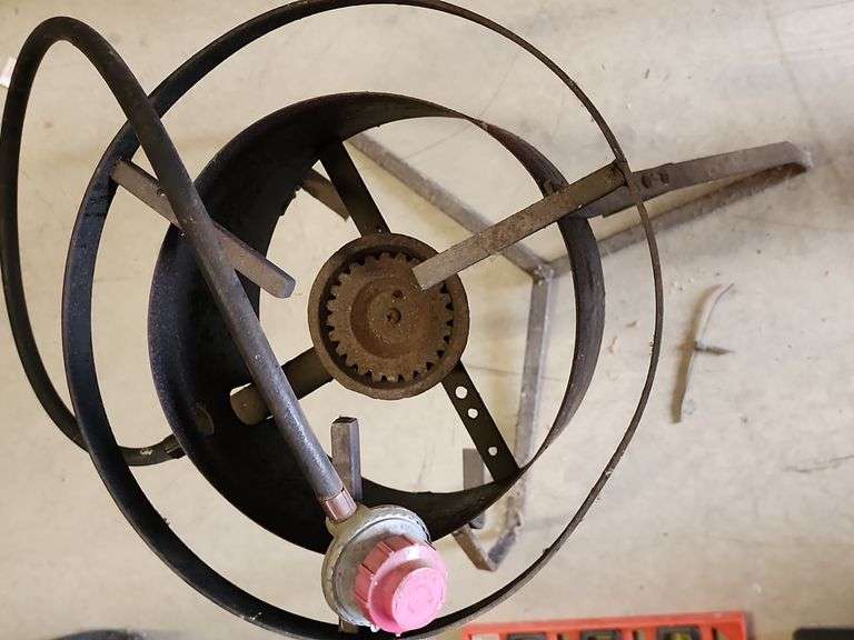 Outdoor Propane Cooker with Aluminum Fry Pan & Basket